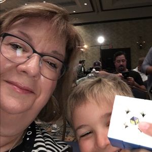 Meet your Posher, Roberta